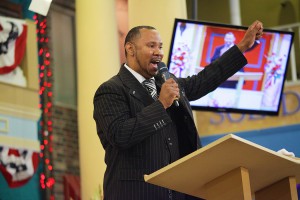 bishop-ron-webb-sermon-dont-faint-in-the-fight