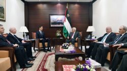 Palestinian President Mahmoud Abbas meets with White House senior advisor Jared Kushner in the West Bank City of Ramallah June 21, 2017. Thaer Ghanaim/PPO/Handout via REUTERS