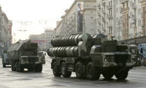 FILE PHOTO: Russian S-300 anti-missile rocket system move along a central street during a rehearsal for a military parade in Moscow May 4, 2009. REUTERS/Alexander Natruskin