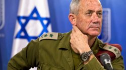 FILE PHOTO: Israeli military chief Lieutenant-General Benny Gantz attends a news conference in Tel Aviv, Israel July 28, 2014. REUTERS/Nir Elias/File Photo