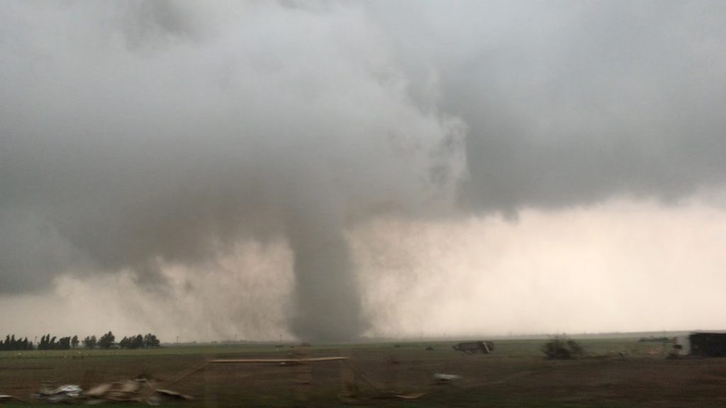 Tornado hits near Tulsa, Oklahoma airport as five states brace for