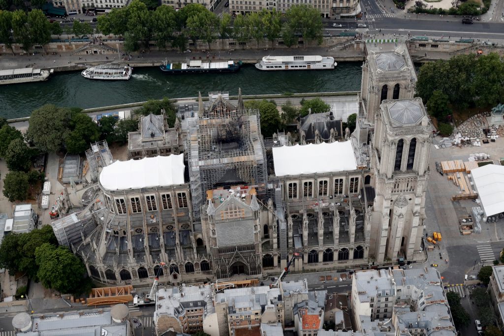 NotreDame toxic fallout lawsuit turns heat on Paris authorities