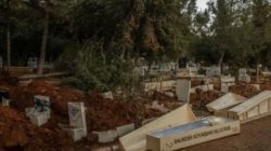 mass graves earthquake