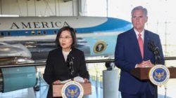 Taiwanese-official-meets-with-US