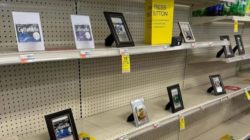 Toilet-Paper-Lock-up