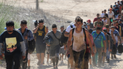 Eagle-Pass-Migrant-Surge-640x480