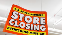 Store-Closing-sign