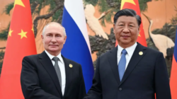 Putin-Xi-shake-hands