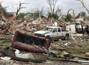 Trail of destruction after tornado plows through small Iowa town | The ...