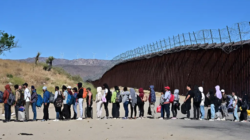 Migrants-inside-US-Border