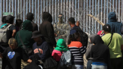 US-Border-Barbed-wire