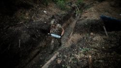 Ukrainian troops near the front lines